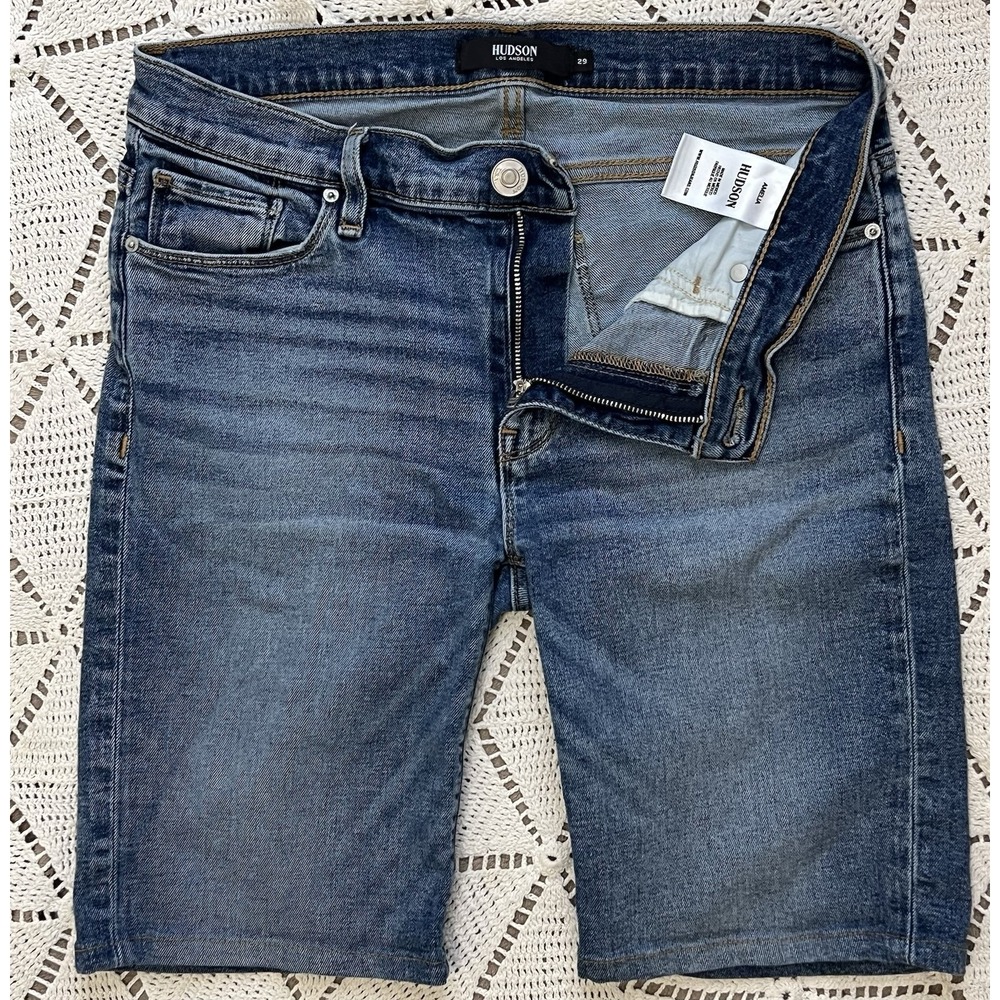 Hudson Amelia‎ Denim Shorts Womens 29 Bermuda Mid Rise Stretch Blue Comfortable